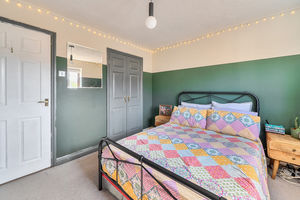 Bedroom- click for photo gallery